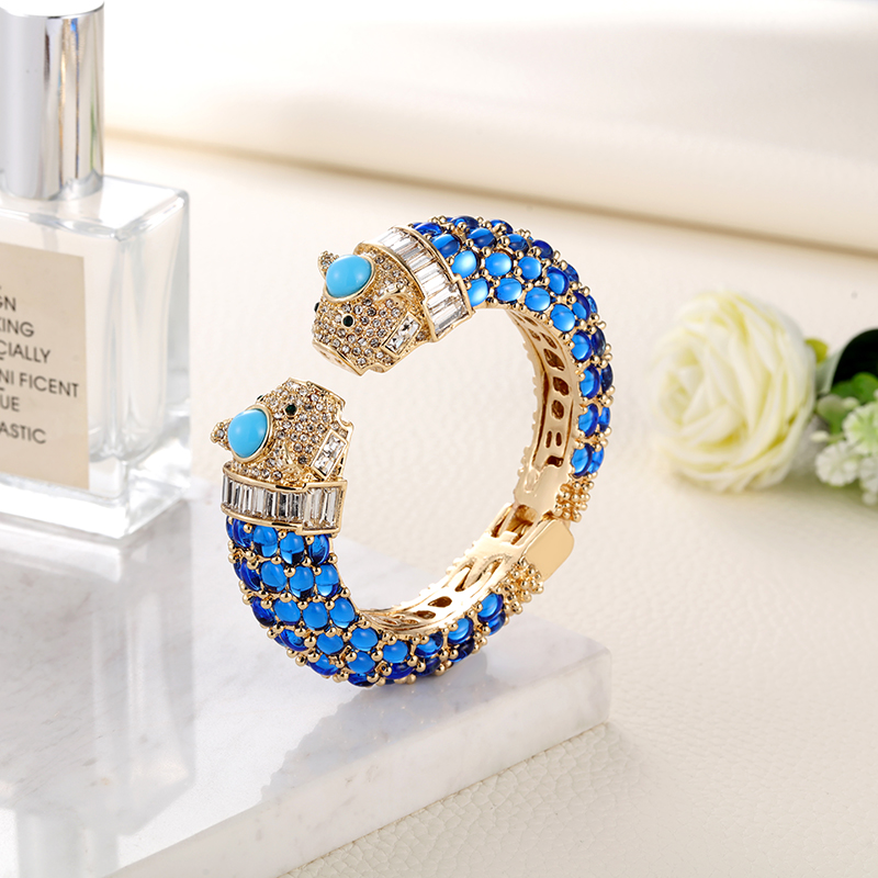 Paradise Jewelry & Watches Llc Miami - サリーのパラダイス アニマルブレスレット ゴールドメッキ バングル カフジュエリー 樹脂