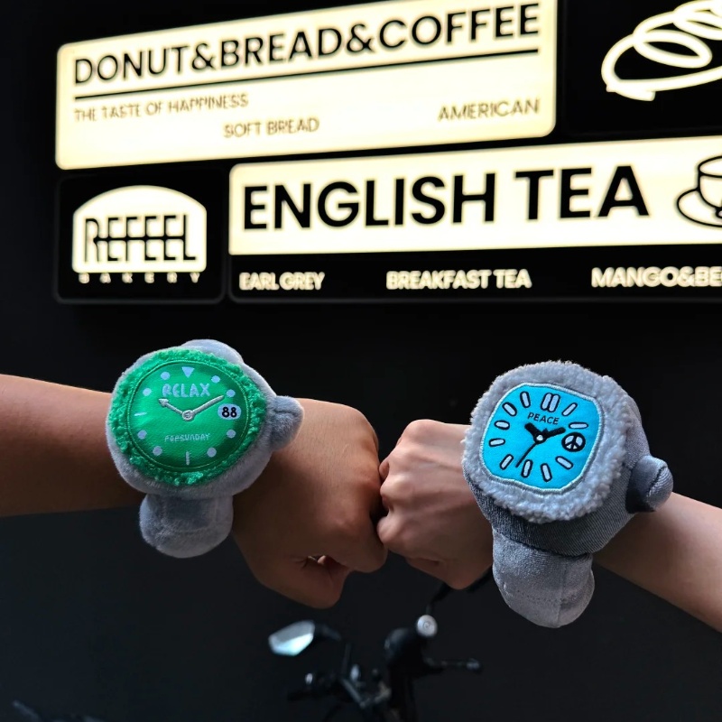 在庫ポップ日曜日ぬいぐるみリラックスウォッチシリーズブライン - Jewelry For Watches のレビューと価格