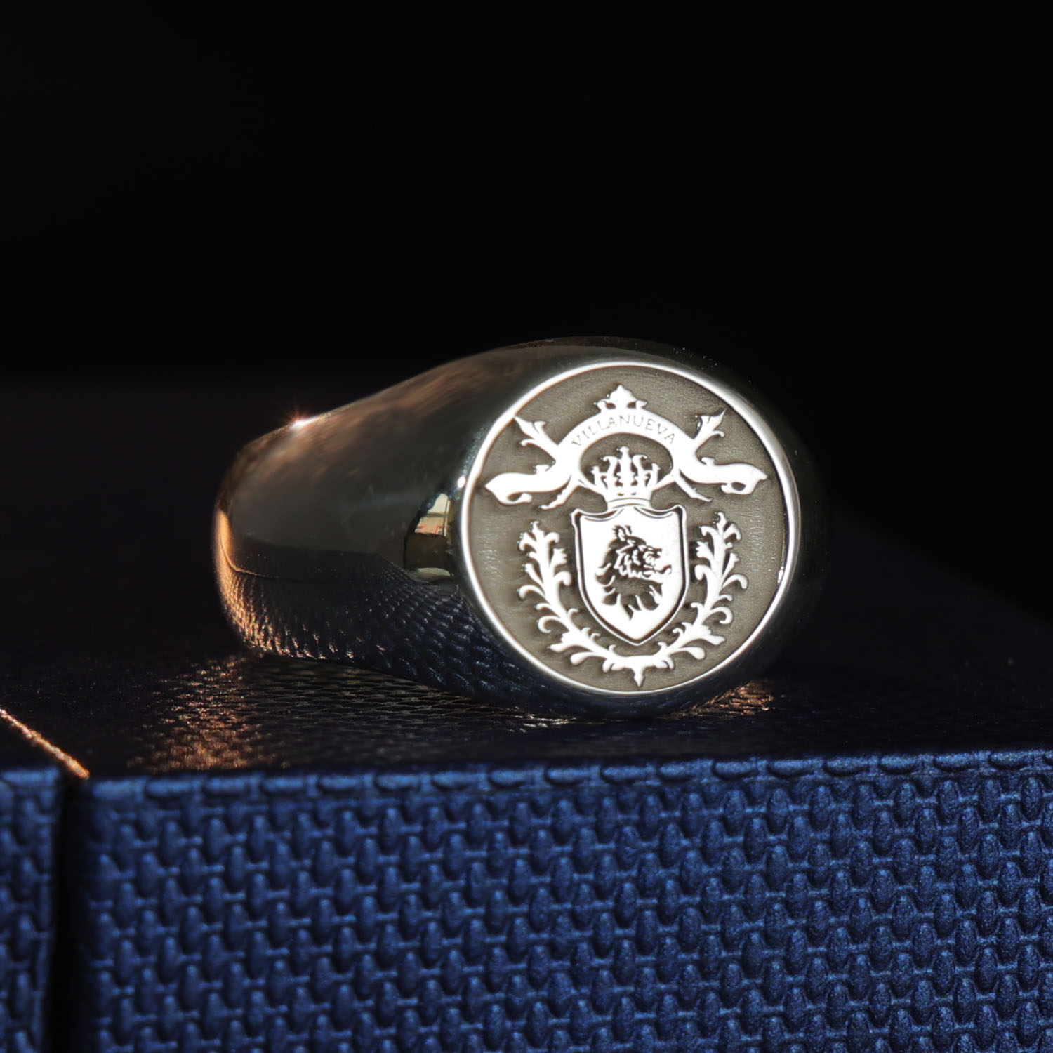 17mm ラウンド 925 ソリッドシルバー メンズリング  - Mens Signet Ring のレビューと価格